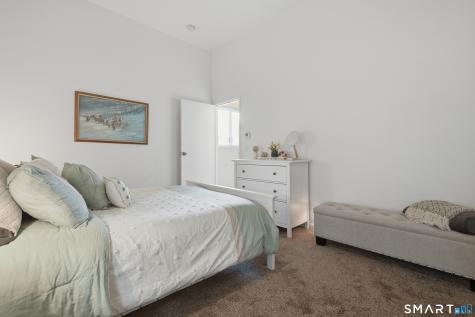 30 Stonegate Circle Branford CT 06405