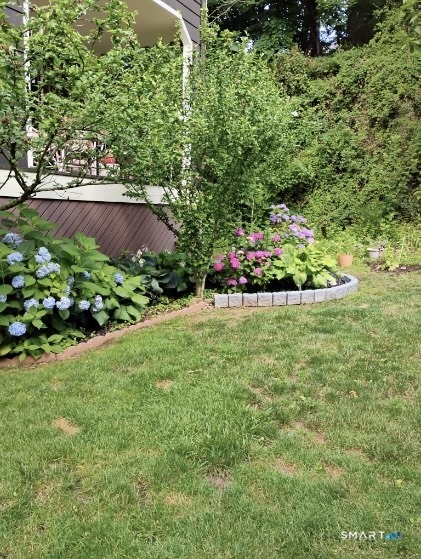 30 Stonegate Circle Branford CT 06405