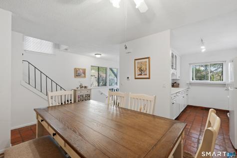 30 Stonegate Circle Branford CT 06405