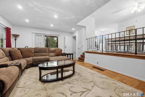 30 Stonegate Circle Branford CT 06405