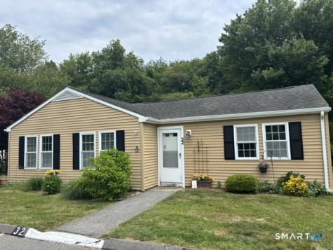 32 Meryl Court Groton CT 06340