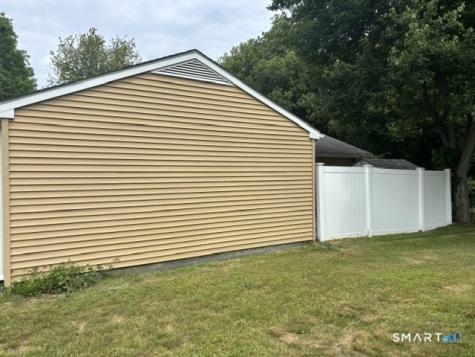 32 Meryl Court Groton CT 06340