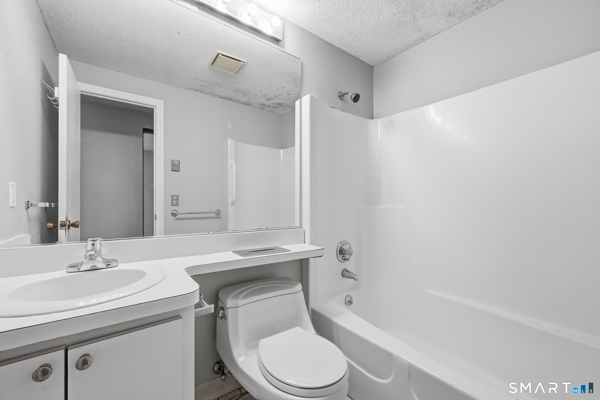 75 Cinnamon Springs South Windsor CT 06074