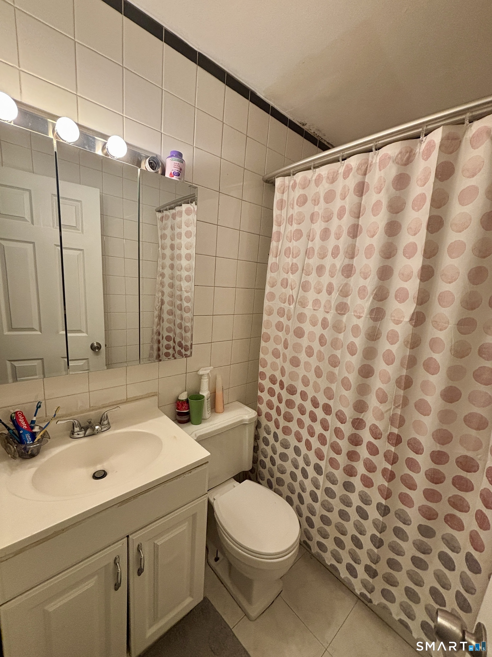 69 Oak Ridge Drive New Haven CT 06513