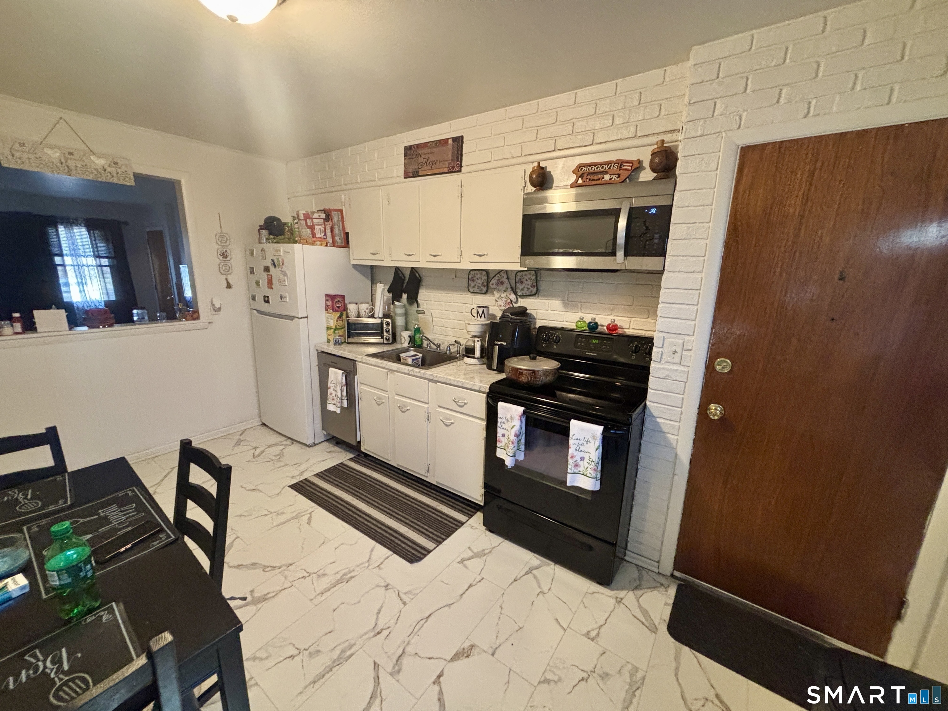69 Oak Ridge Drive New Haven CT 06513