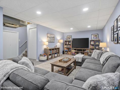 46 Hampton Park Branford CT 06405