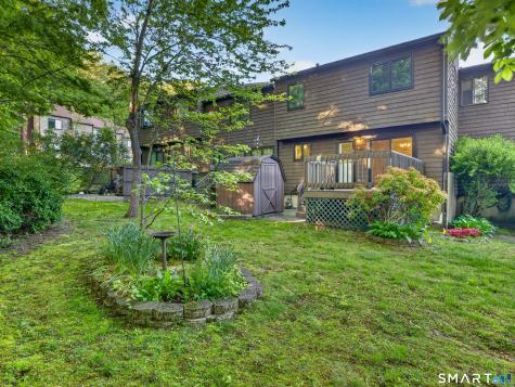 46 Hampton Park Branford CT 06405