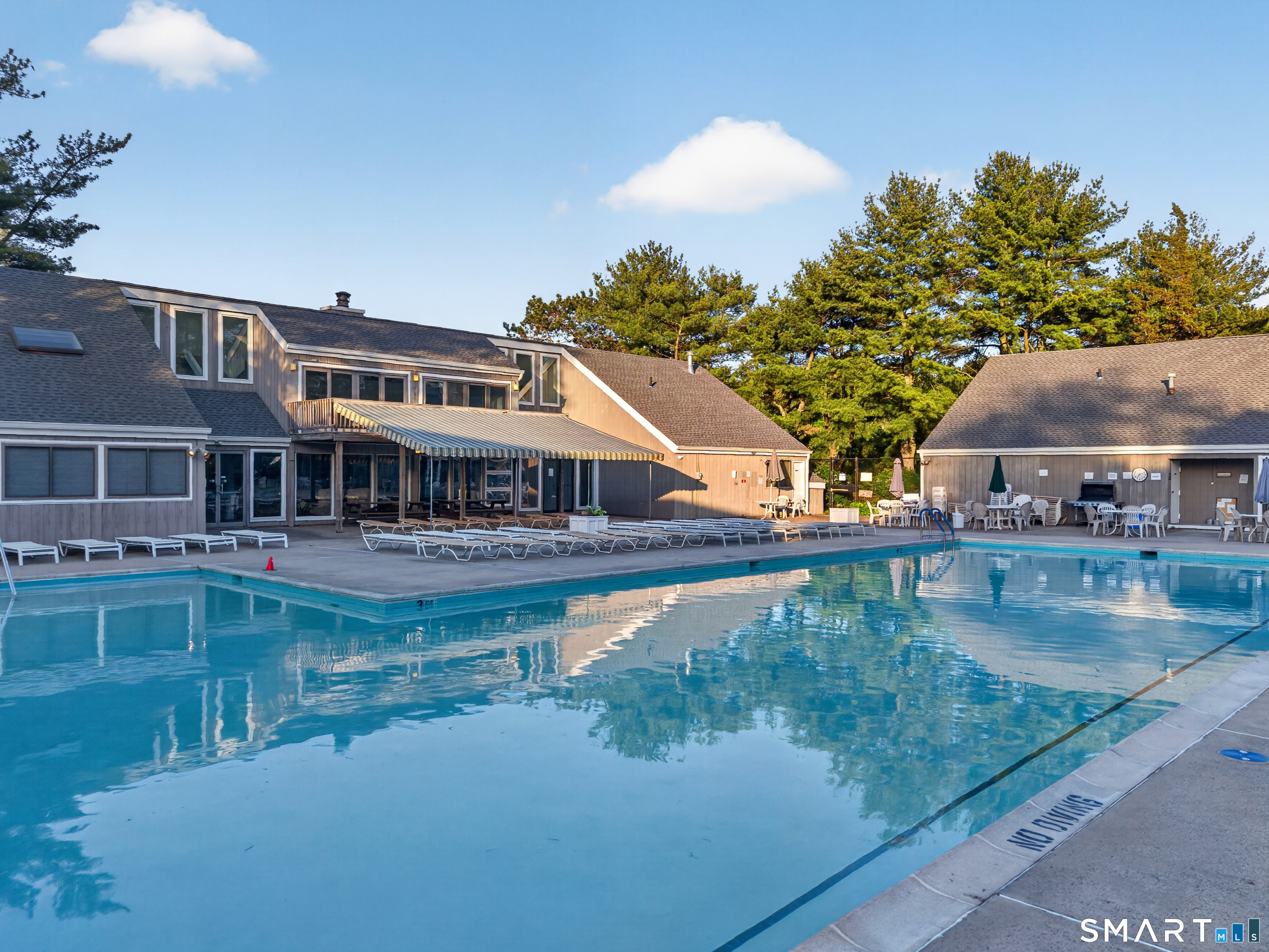 46 Hampton Park Branford CT 06405