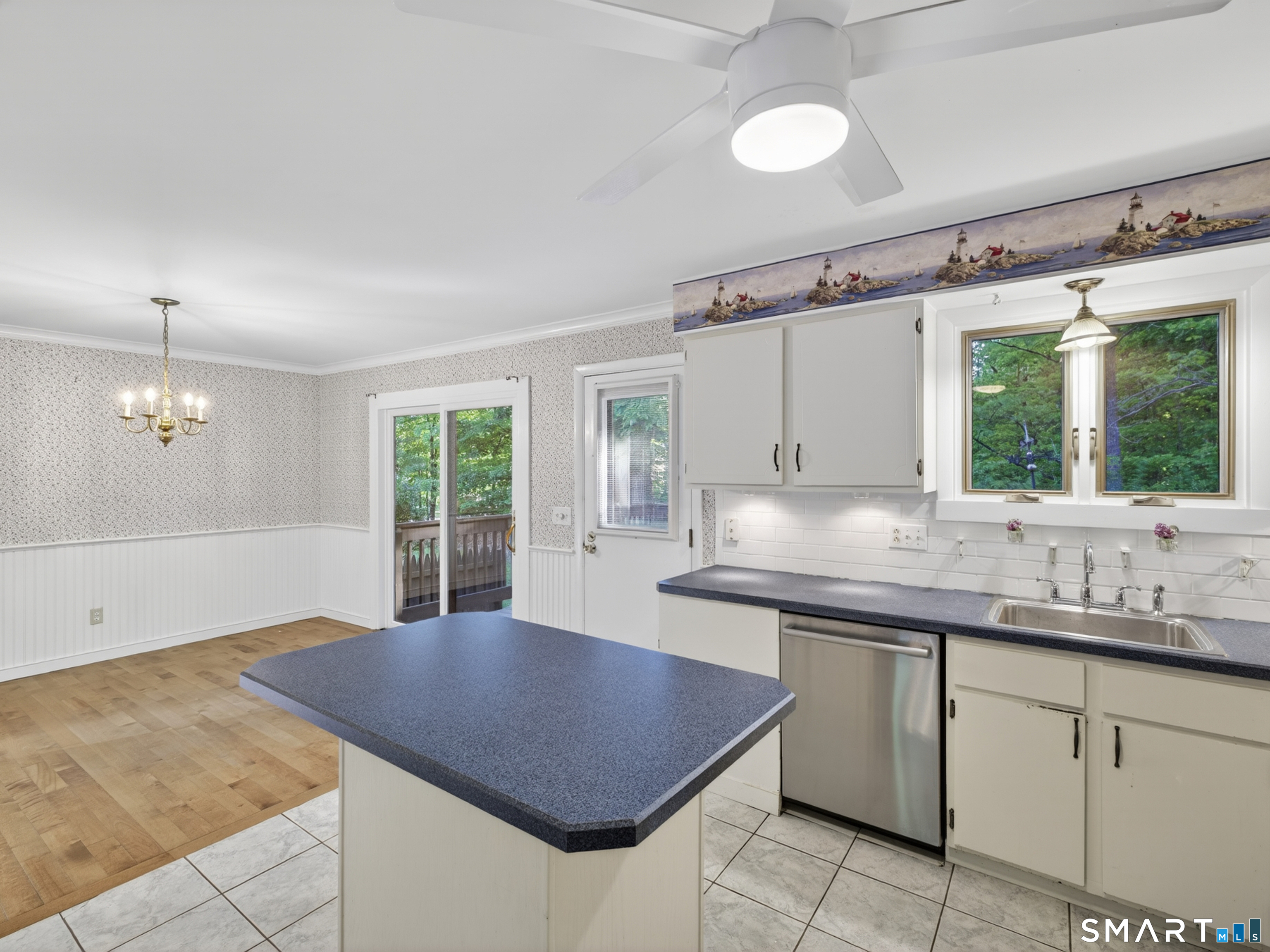 46 Hampton Park Branford CT 06405