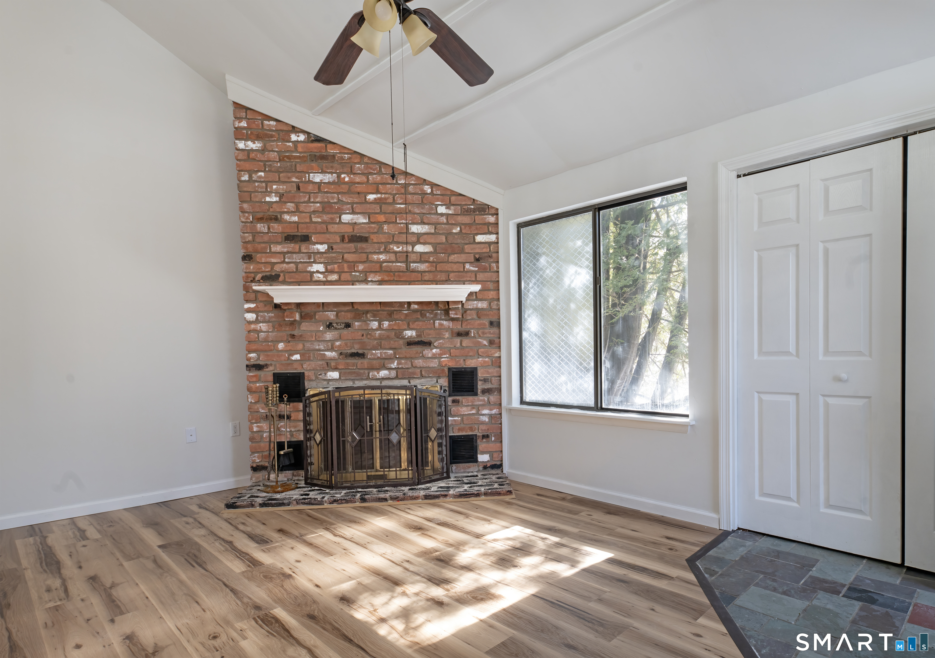 19 Polpis Lane Guilford CT 06437