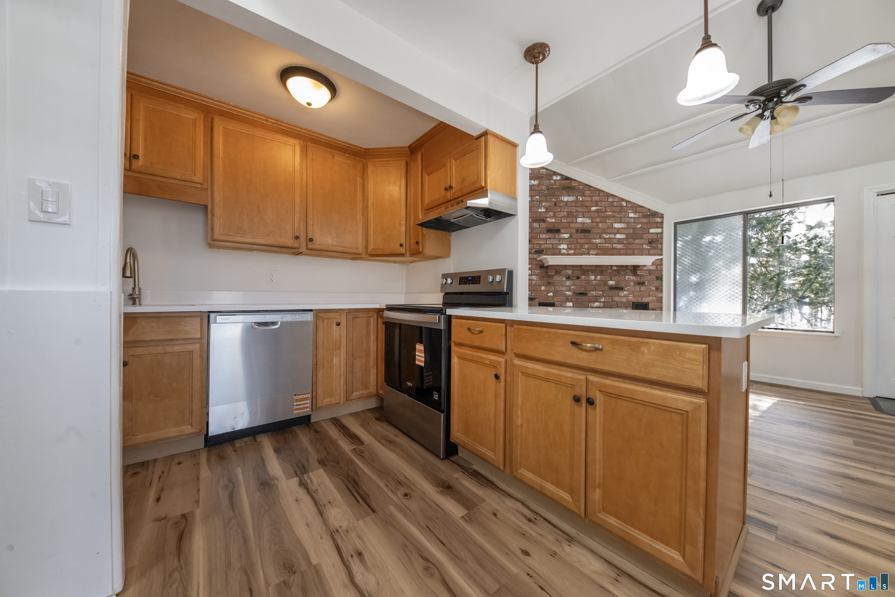 19 Polpis Lane Guilford CT 06437