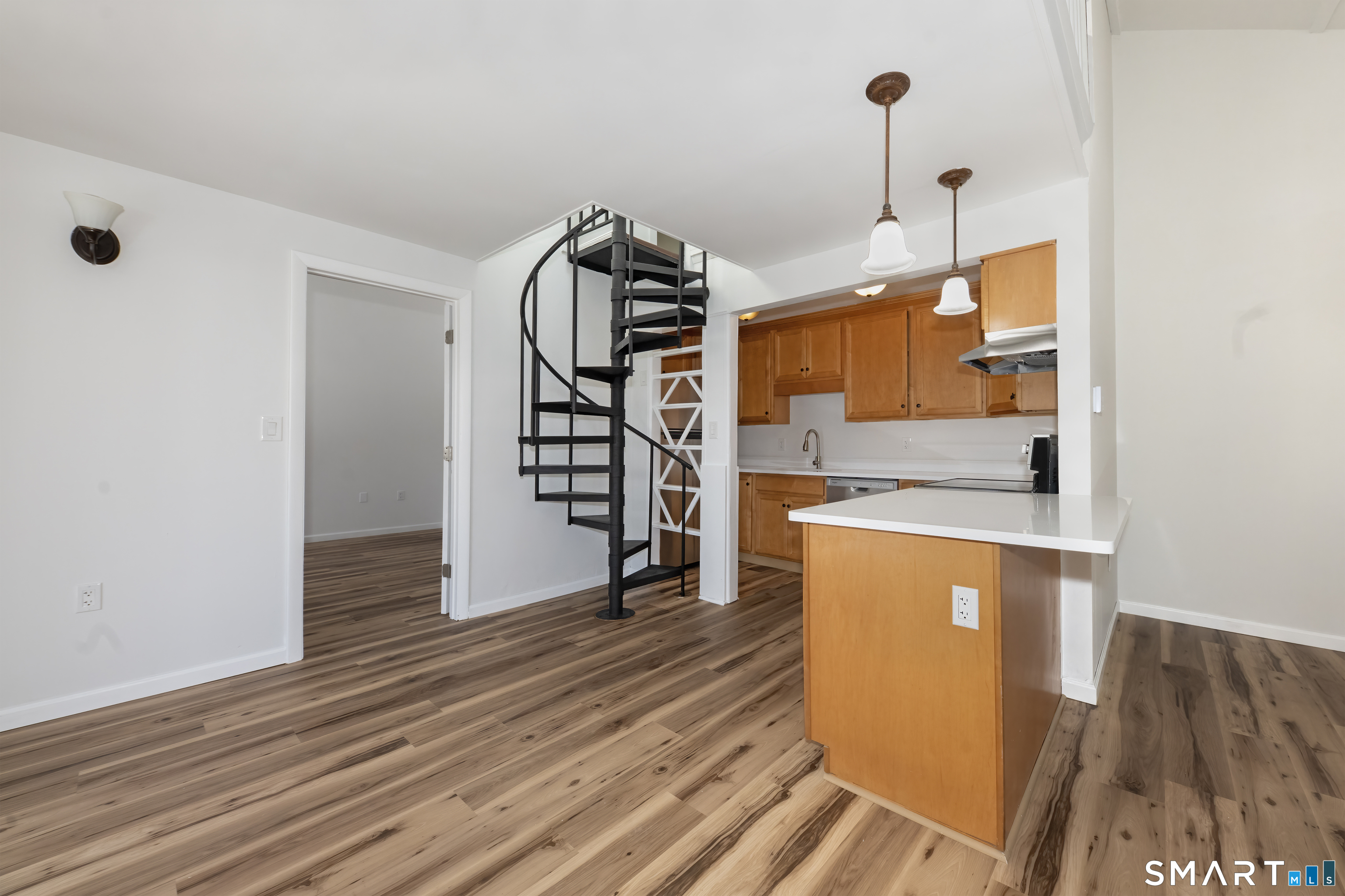 19 Polpis Lane Guilford CT 06437