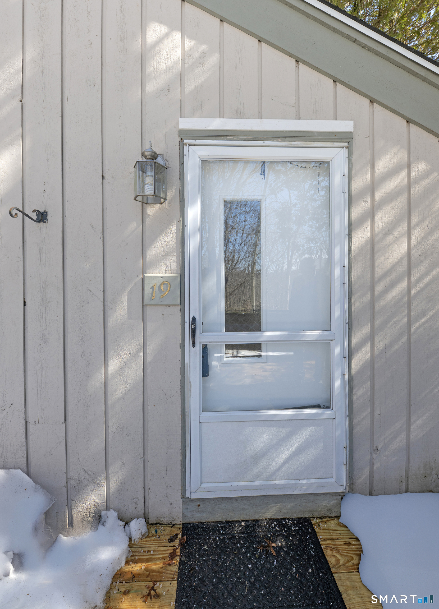 19 Polpis Lane Guilford CT 06437