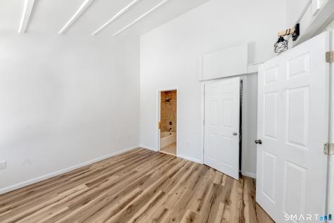 19 Polpis Lane Guilford CT 06437