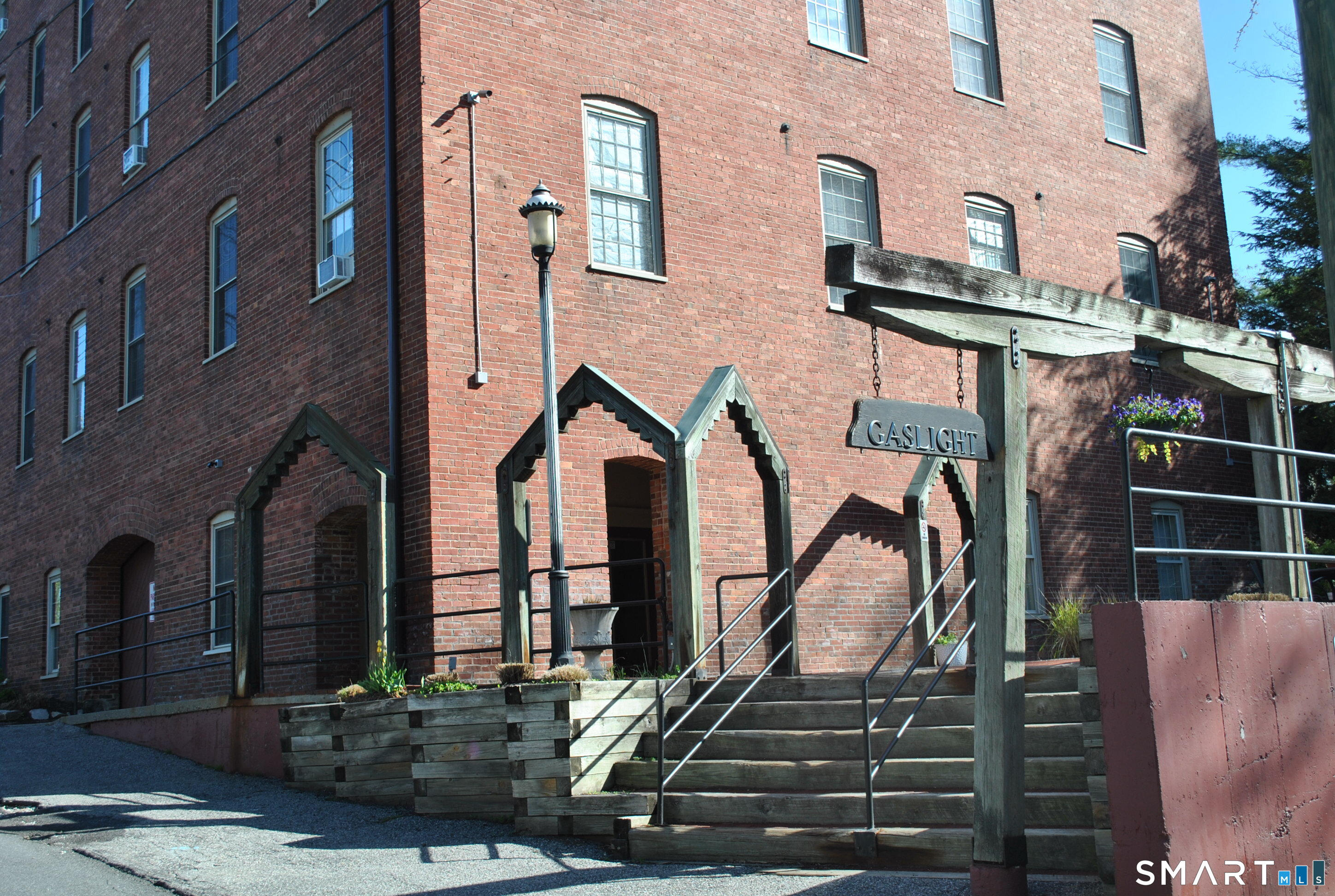 65 West Street New Milford CT 06776