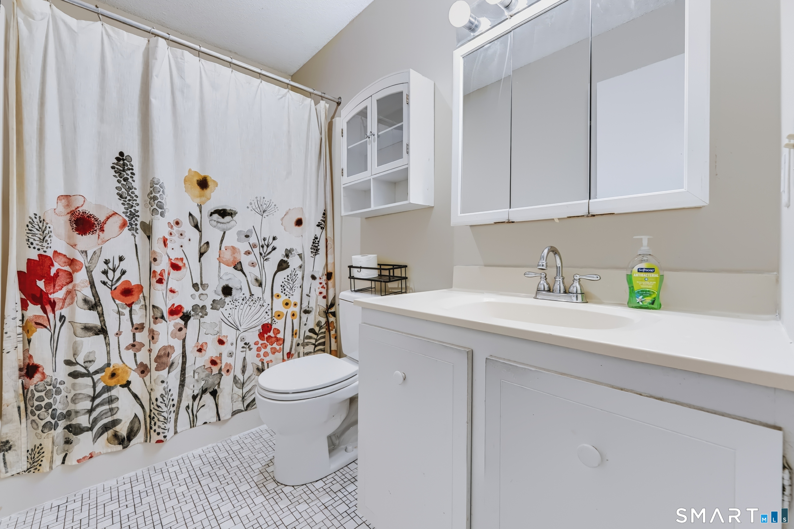 412 Twin Circle Drive South Windsor CT 06074