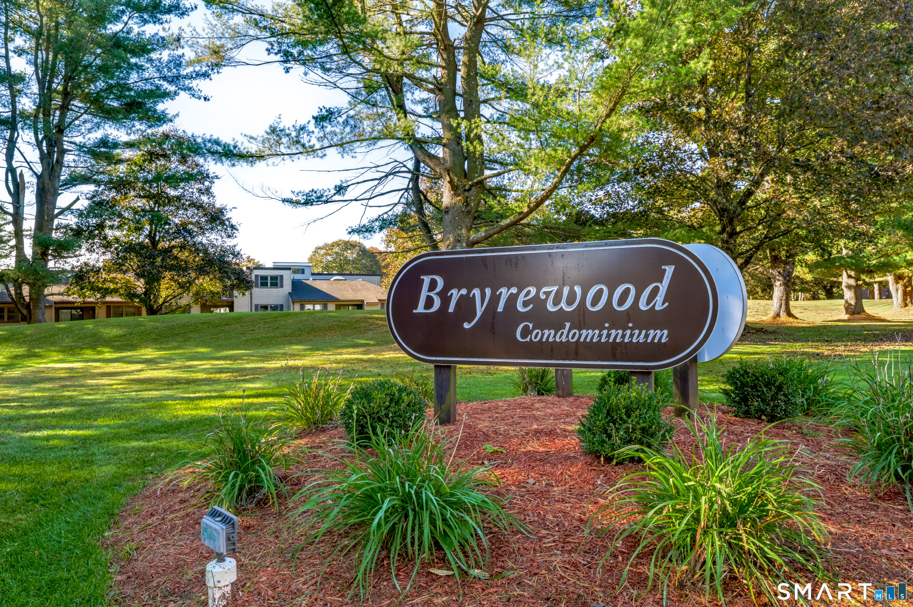 412 Twin Circle Drive South Windsor CT 06074