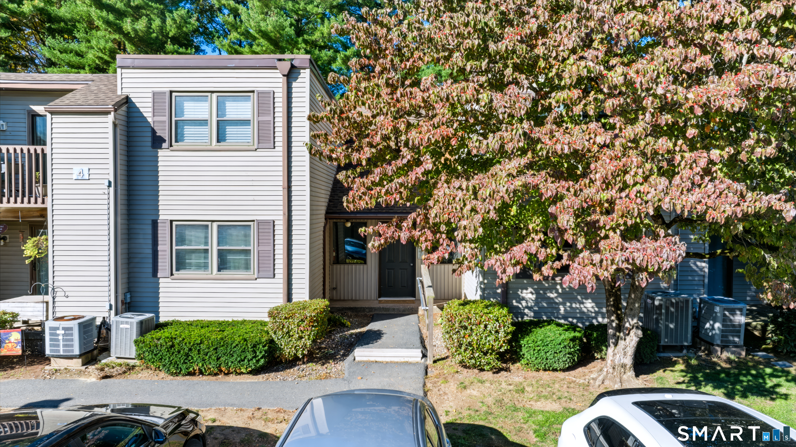412 Twin Circle Drive South Windsor CT 06074