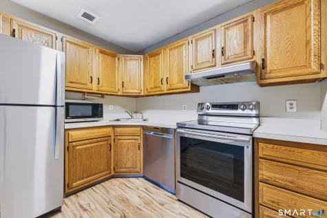 412 Twin Circle Drive South Windsor CT 06074