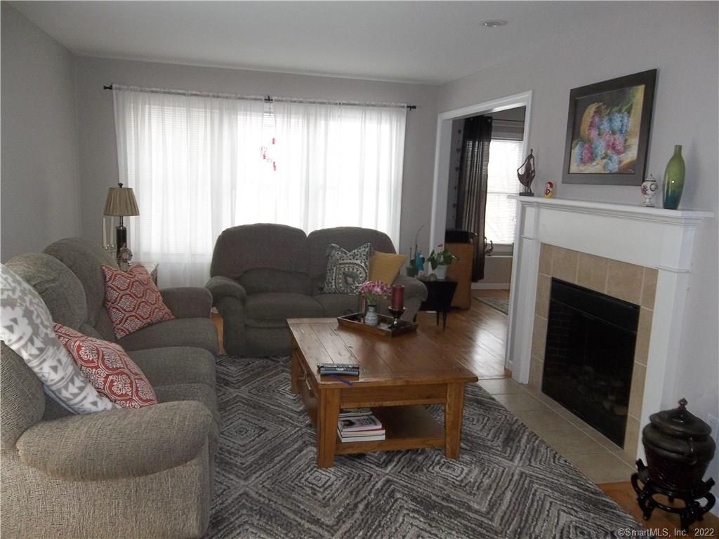 15 Reggie Way East Windsor CT 06016