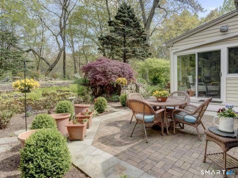 15 Cambridge Drive Madison CT 06443