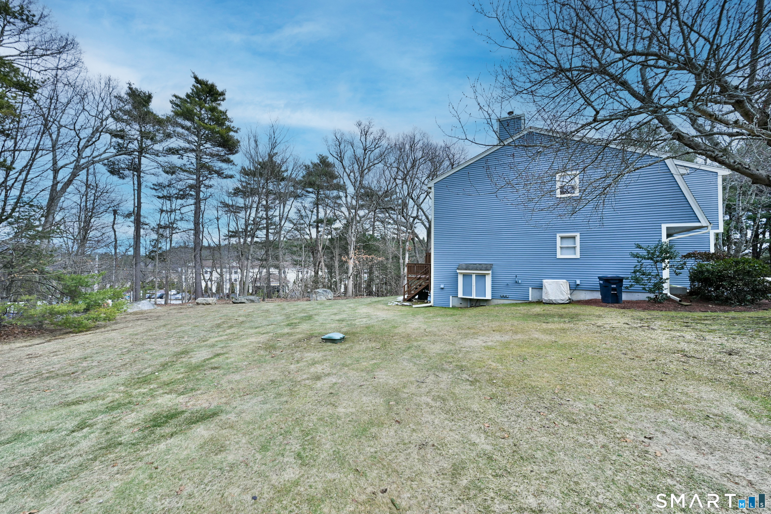 8 Village Green Road Sturbridge MA 01566