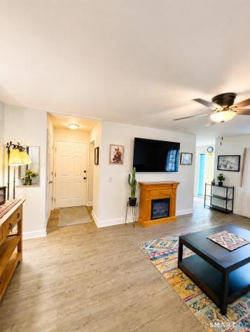 11 Chatham Court Brookfield CT 06804