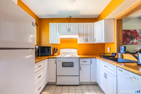 4 Woods Way Woodbury CT 06798