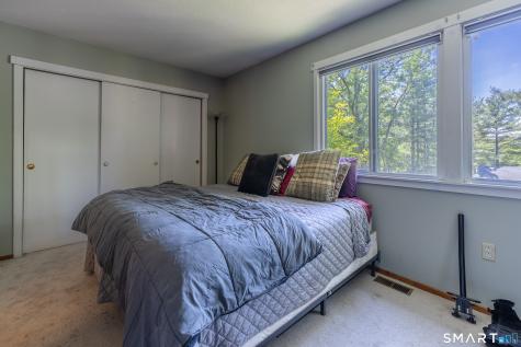 4 Woods Way Woodbury CT 06798