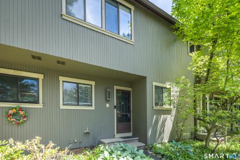 4 Woods Way Woodbury CT 06798