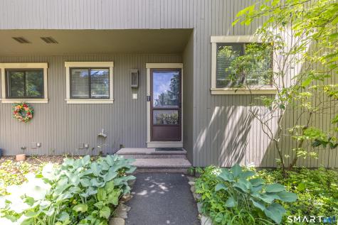 4 Woods Way Woodbury CT 06798