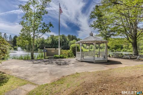 4 Woods Way Woodbury CT 06798