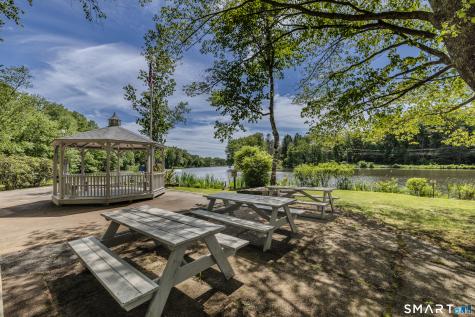 4 Woods Way Woodbury CT 06798