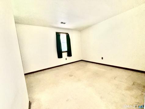24 Brookside Village Enfield CT 06082