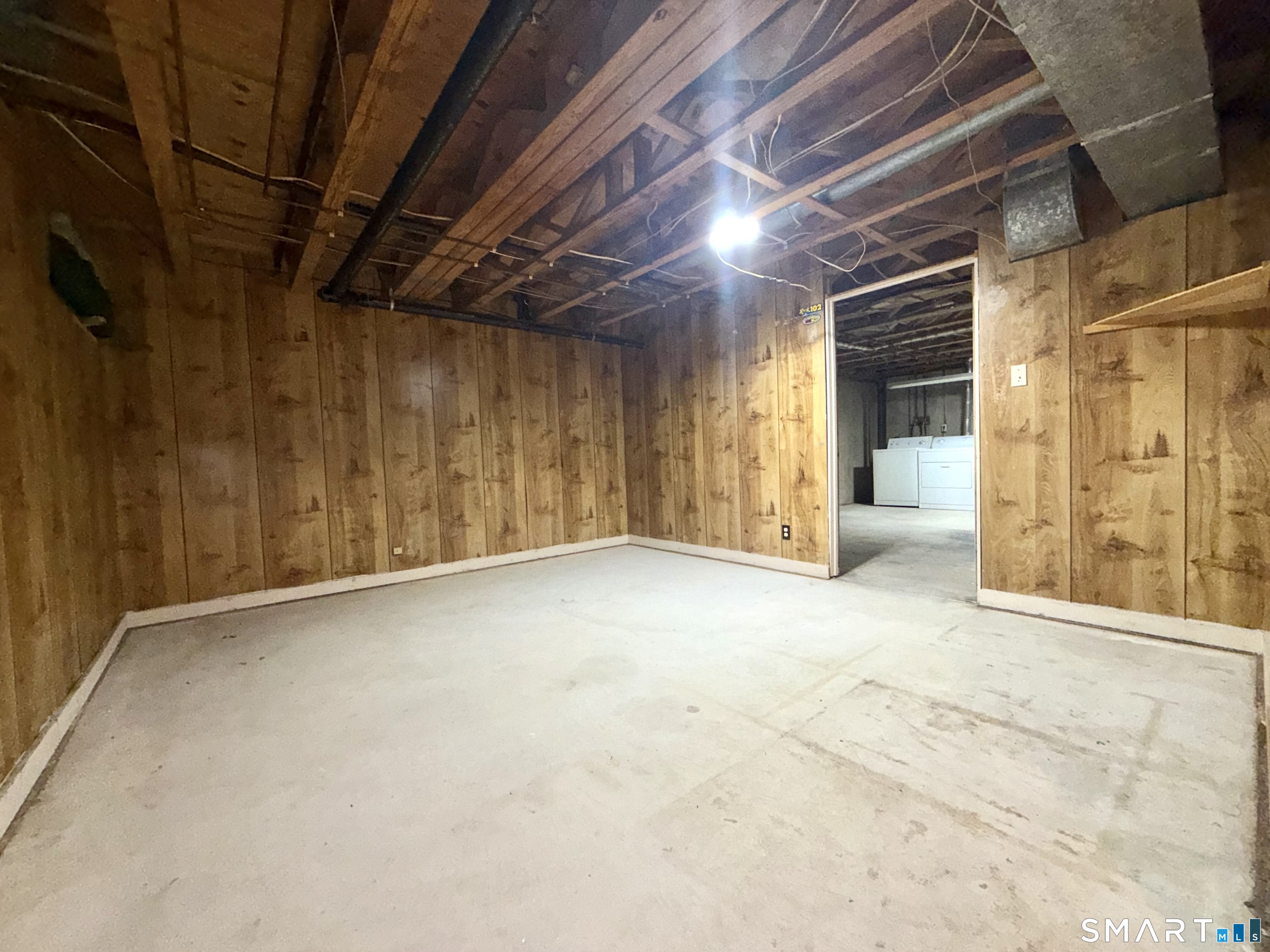 24 Brookside Village Enfield CT 06082