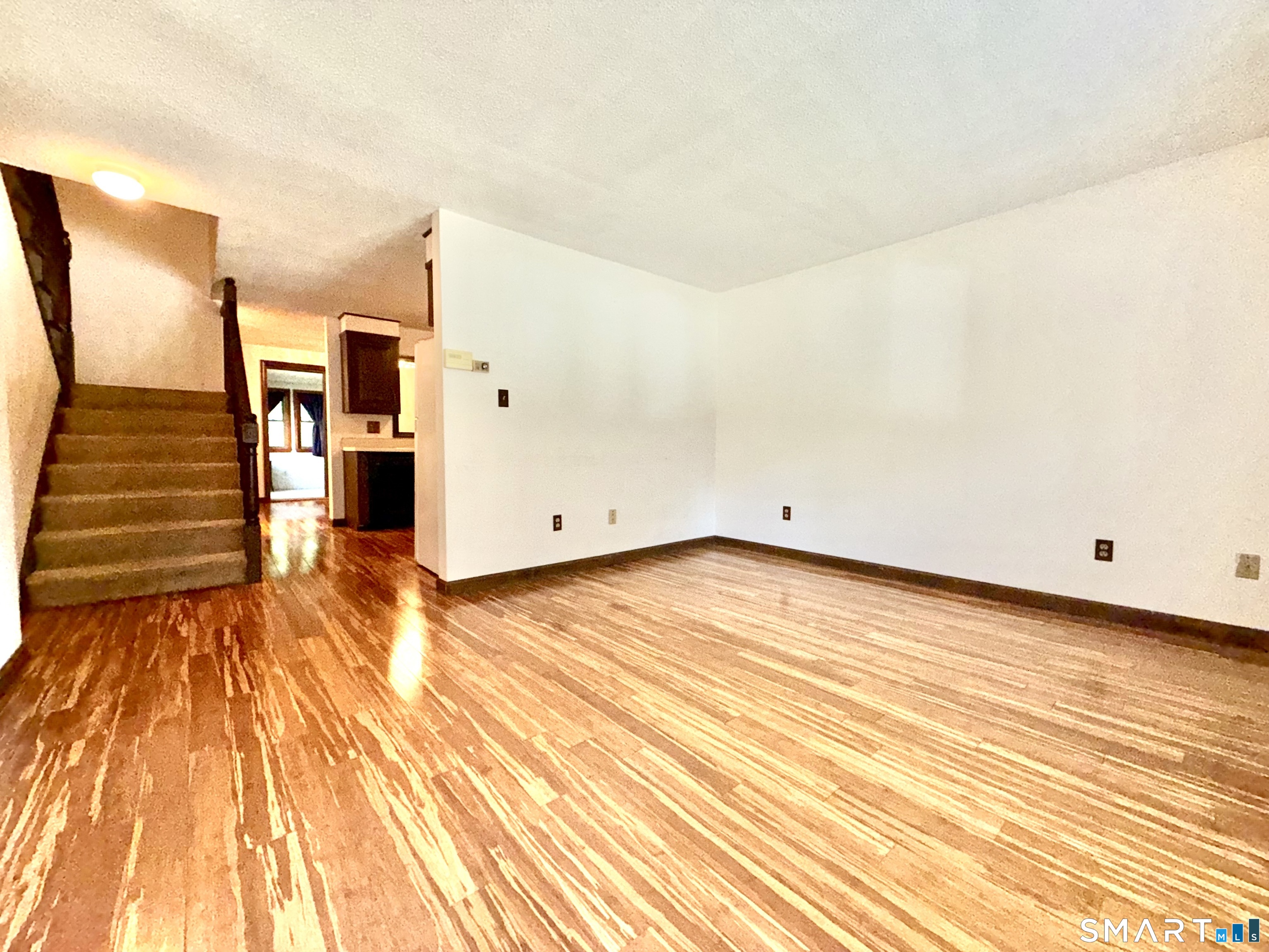 24 Brookside Village Enfield CT 06082
