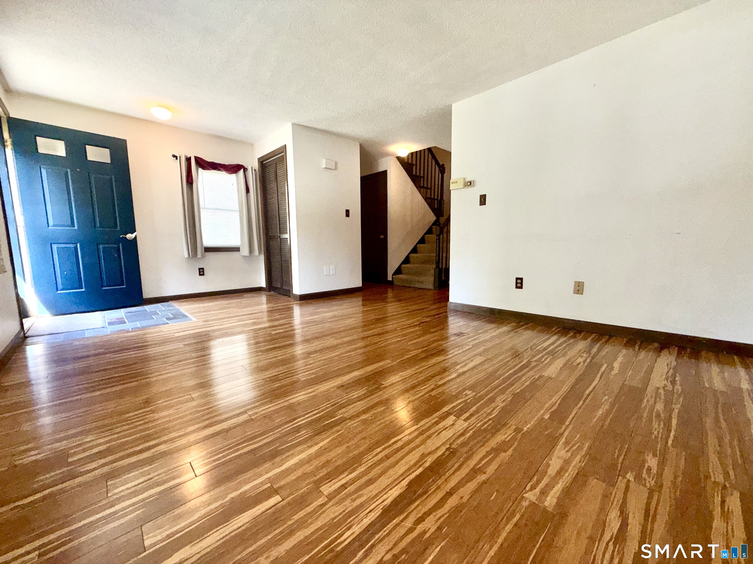 24 Brookside Village Enfield CT 06082