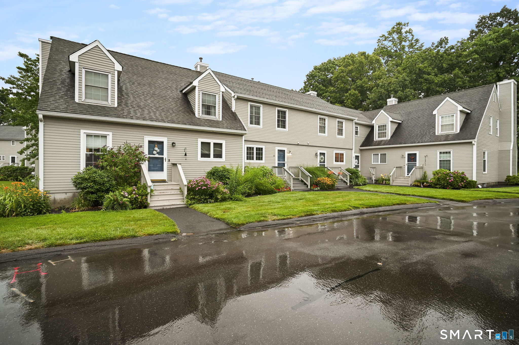 21 South Village Court Branford CT 06405