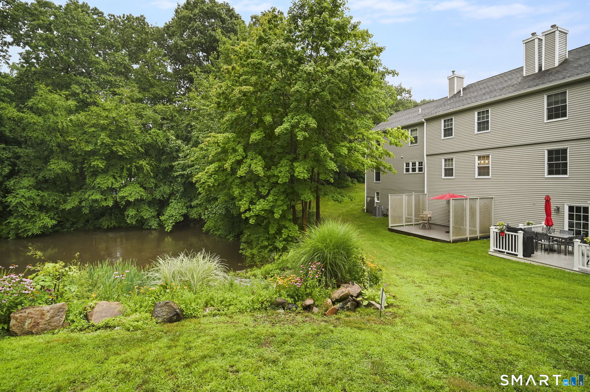 21 South Village Court Branford CT 06405