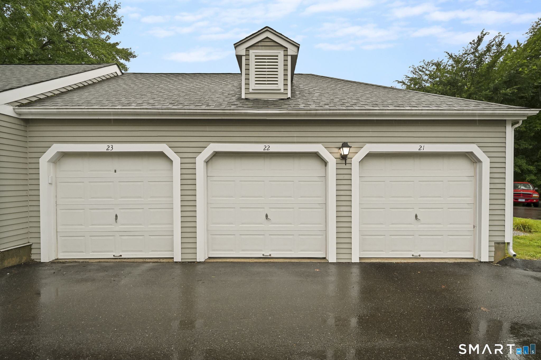 21 South Village Court Branford CT 06405