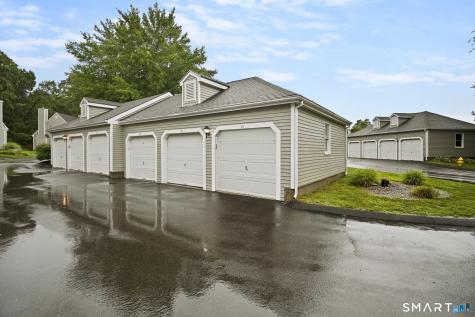 21 South Village Court Branford CT 06405