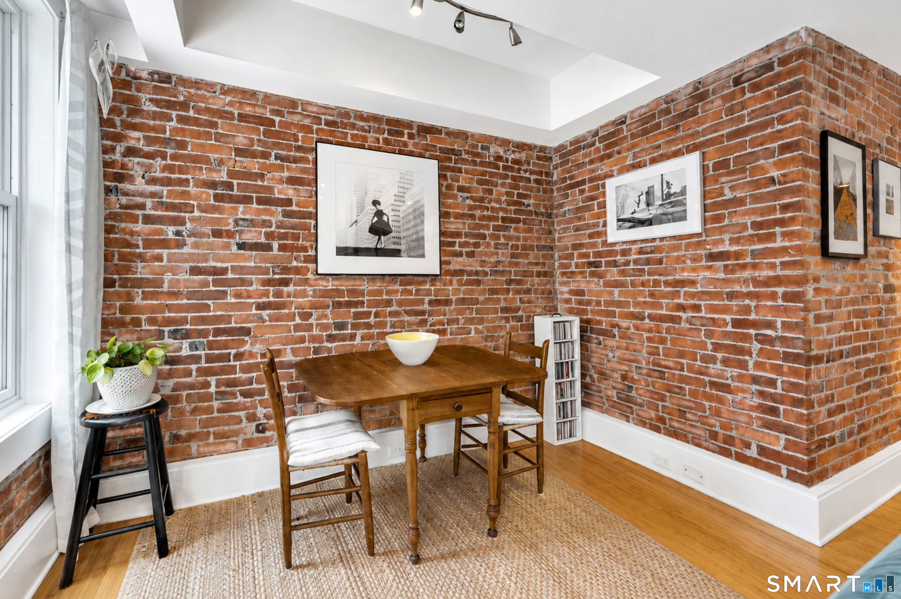 116 Crown Street New Haven CT 06510