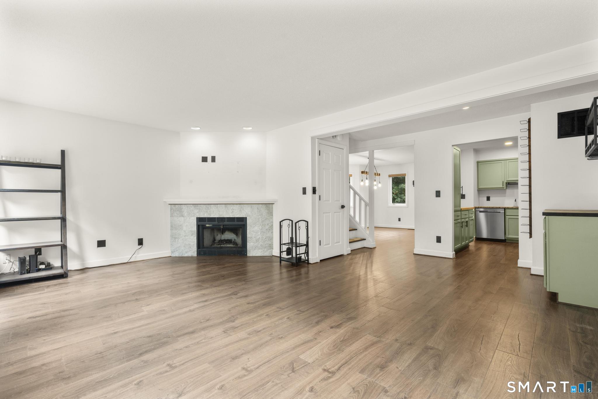 47 Far View Commons Southbury CT 06488