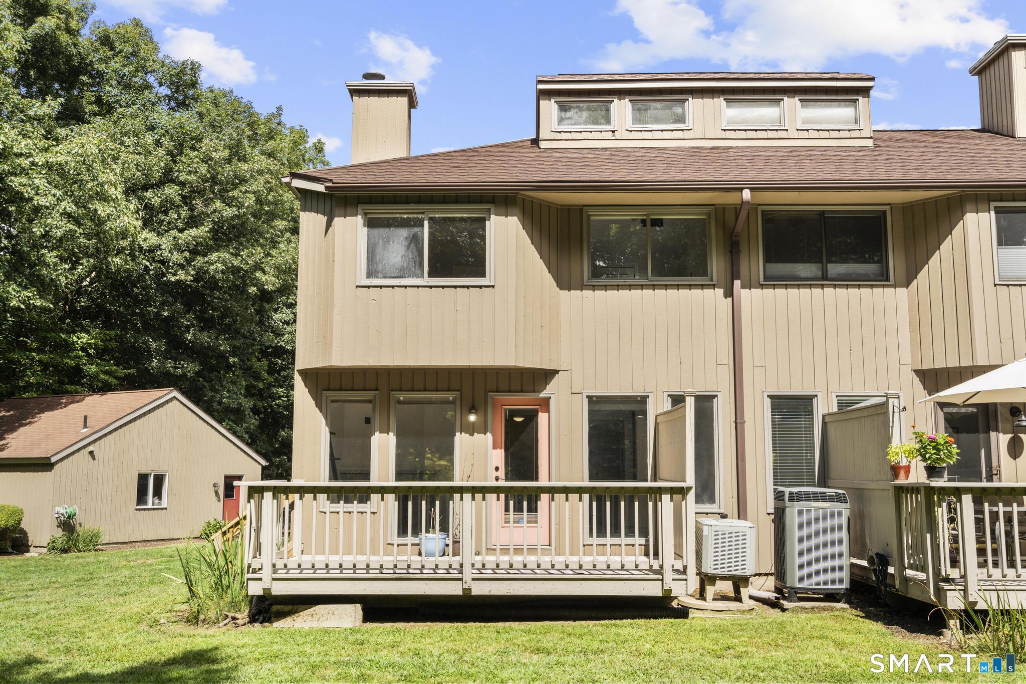 47 Far View Commons Southbury CT 06488