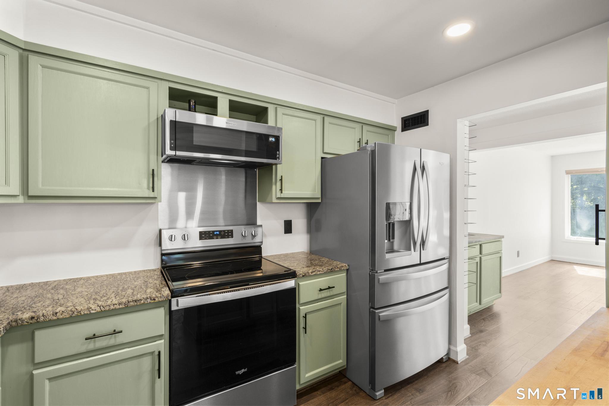 47 Far View Commons Southbury CT 06488