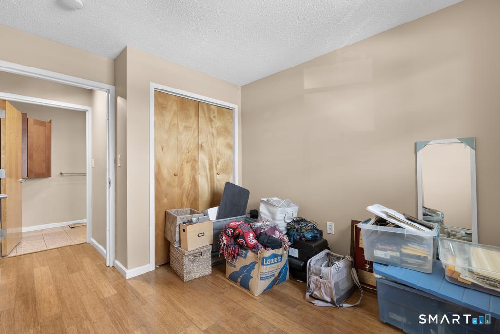 184 Pequot Avenue New London CT 06320
