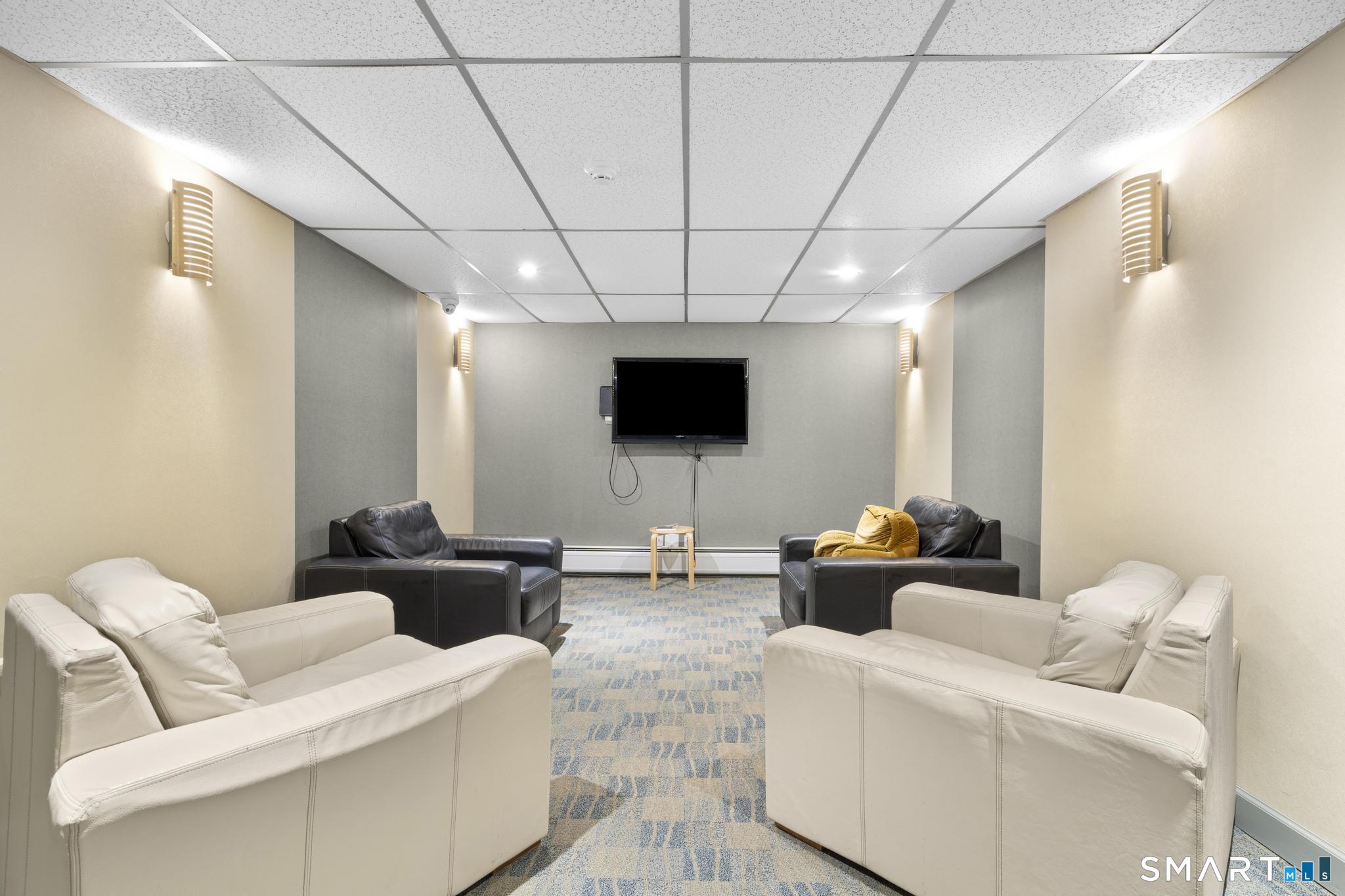 184 Pequot Avenue New London CT 06320