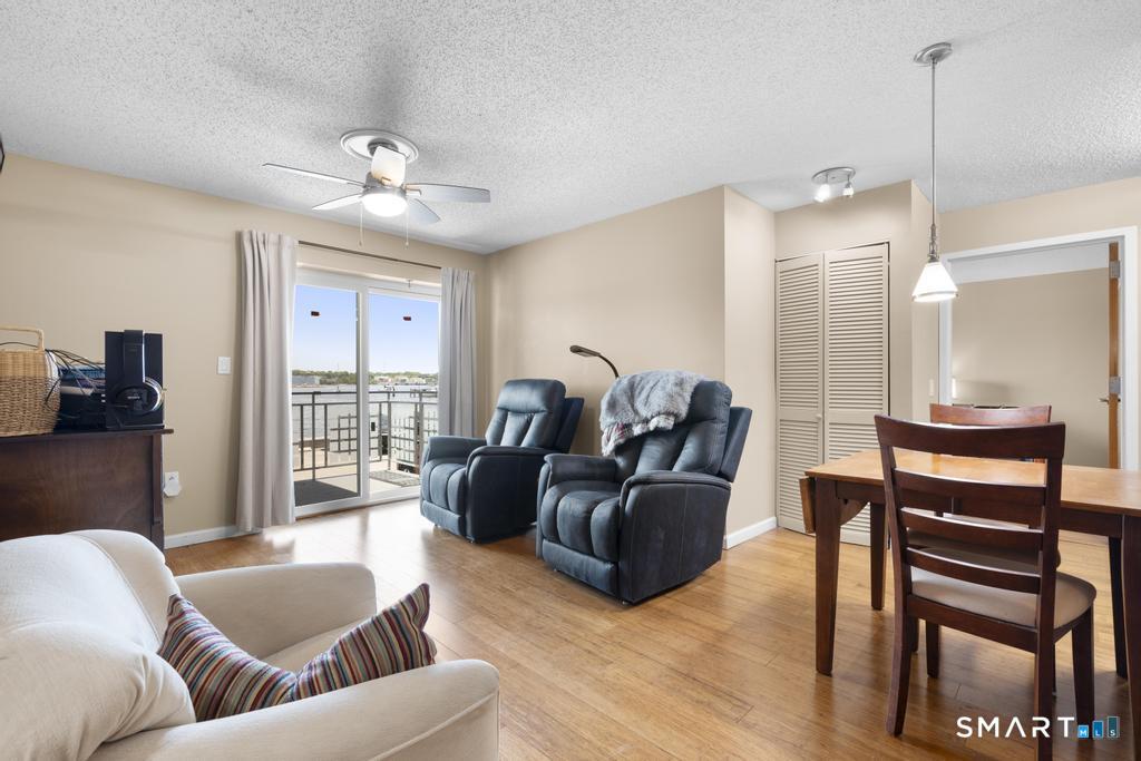 184 Pequot Avenue New London CT 06320