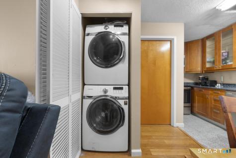 184 Pequot Avenue New London CT 06320