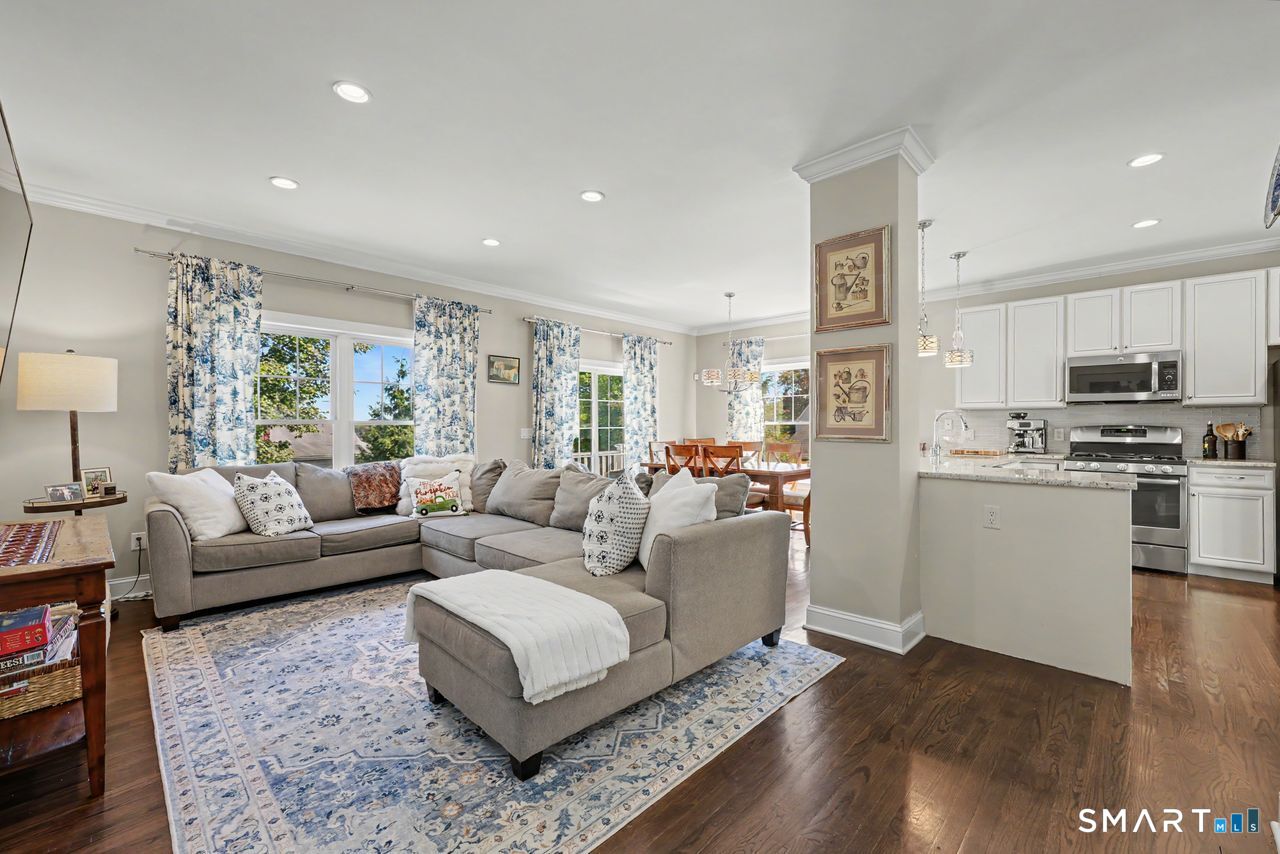 108 Seaside Avenue Stamford CT 06902